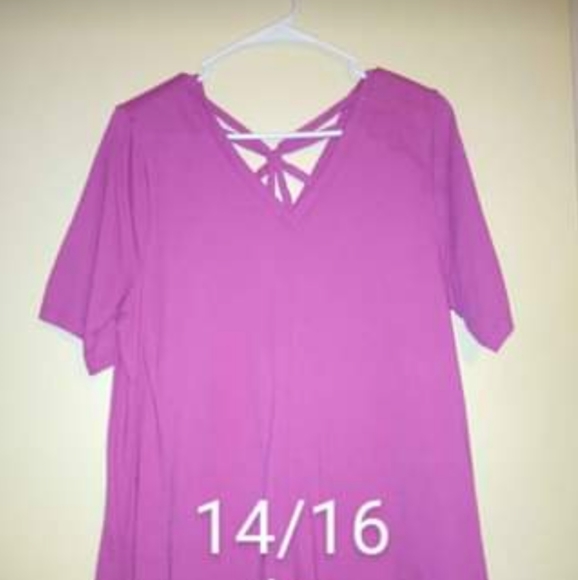 Womens Clothes - Picture 2 of 5